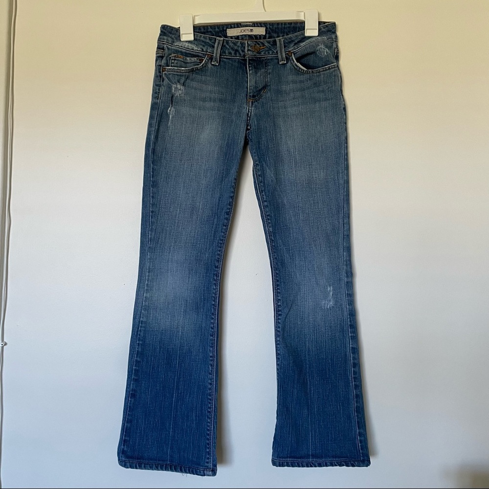 Joes Jeans - Low Rise Boot cut medium rise size 28